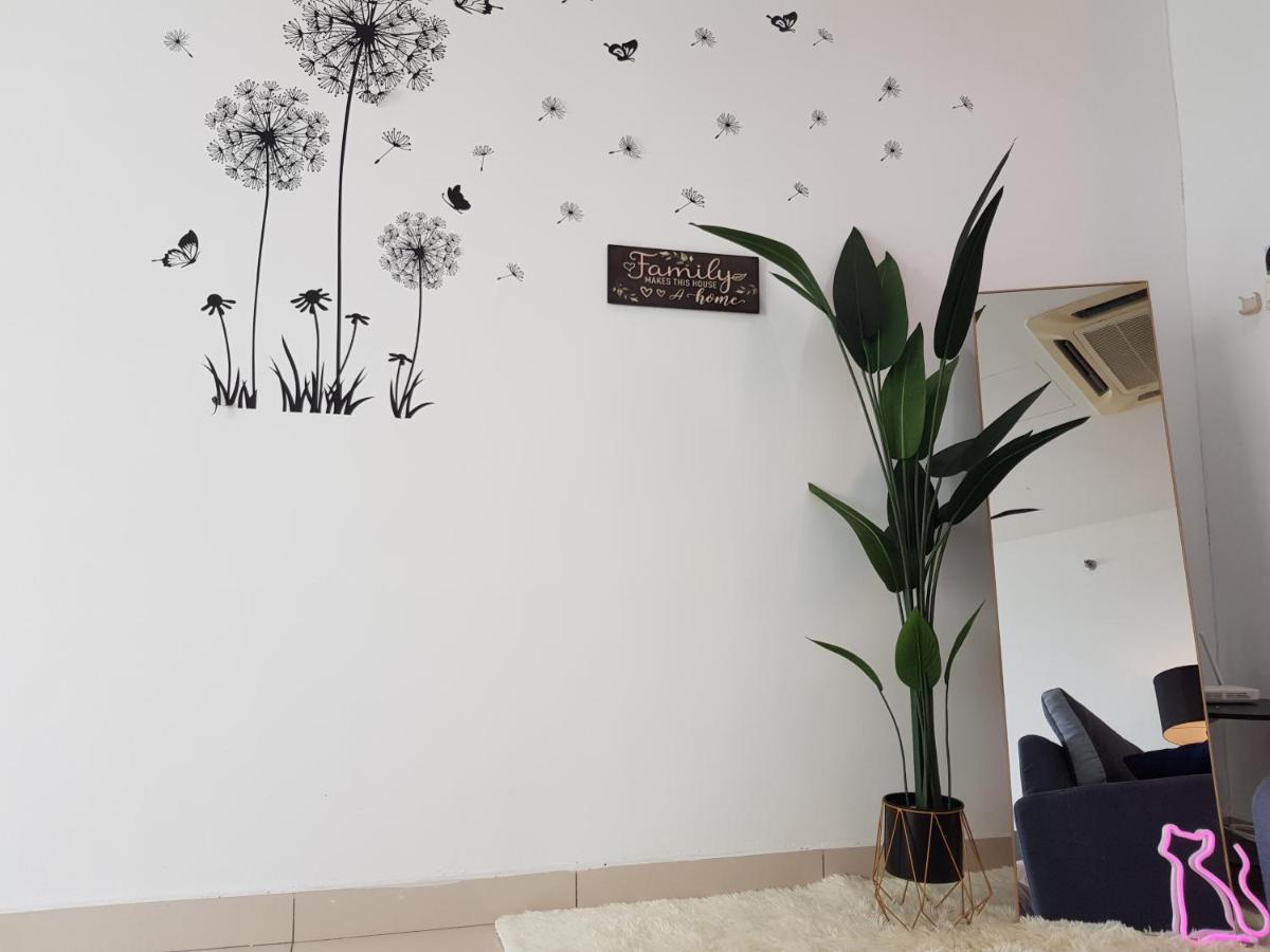 Mansion One Suite By Staycation Homestay George Town Eksteriør billede