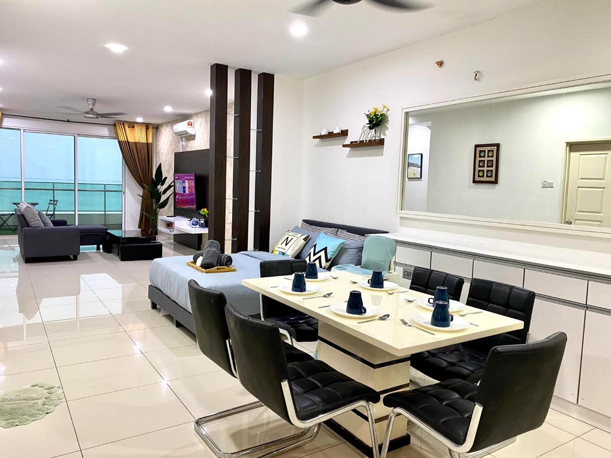 Mansion One Suite By Staycation Homestay George Town Eksteriør billede