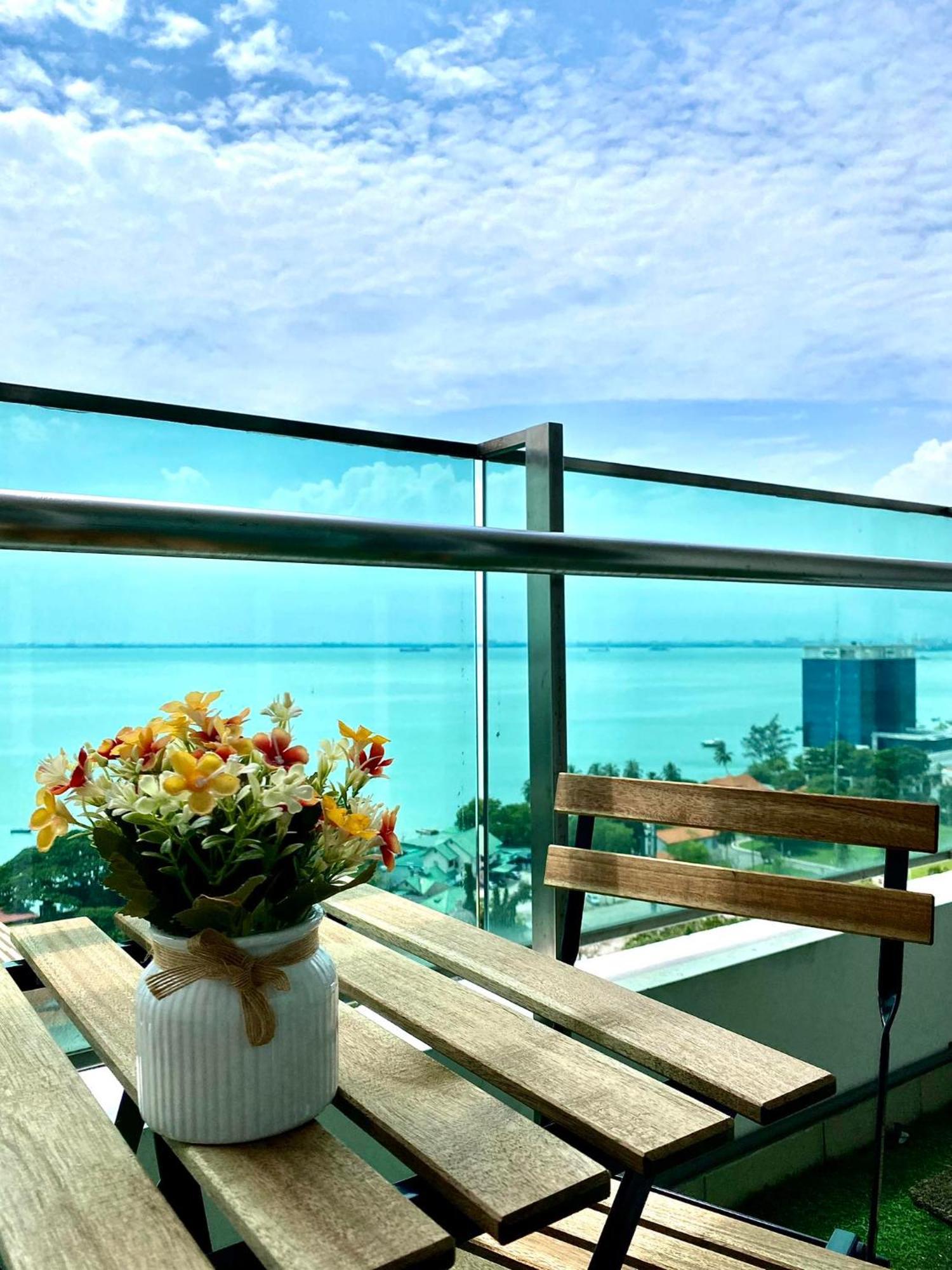 Mansion One Suite By Staycation Homestay George Town Eksteriør billede